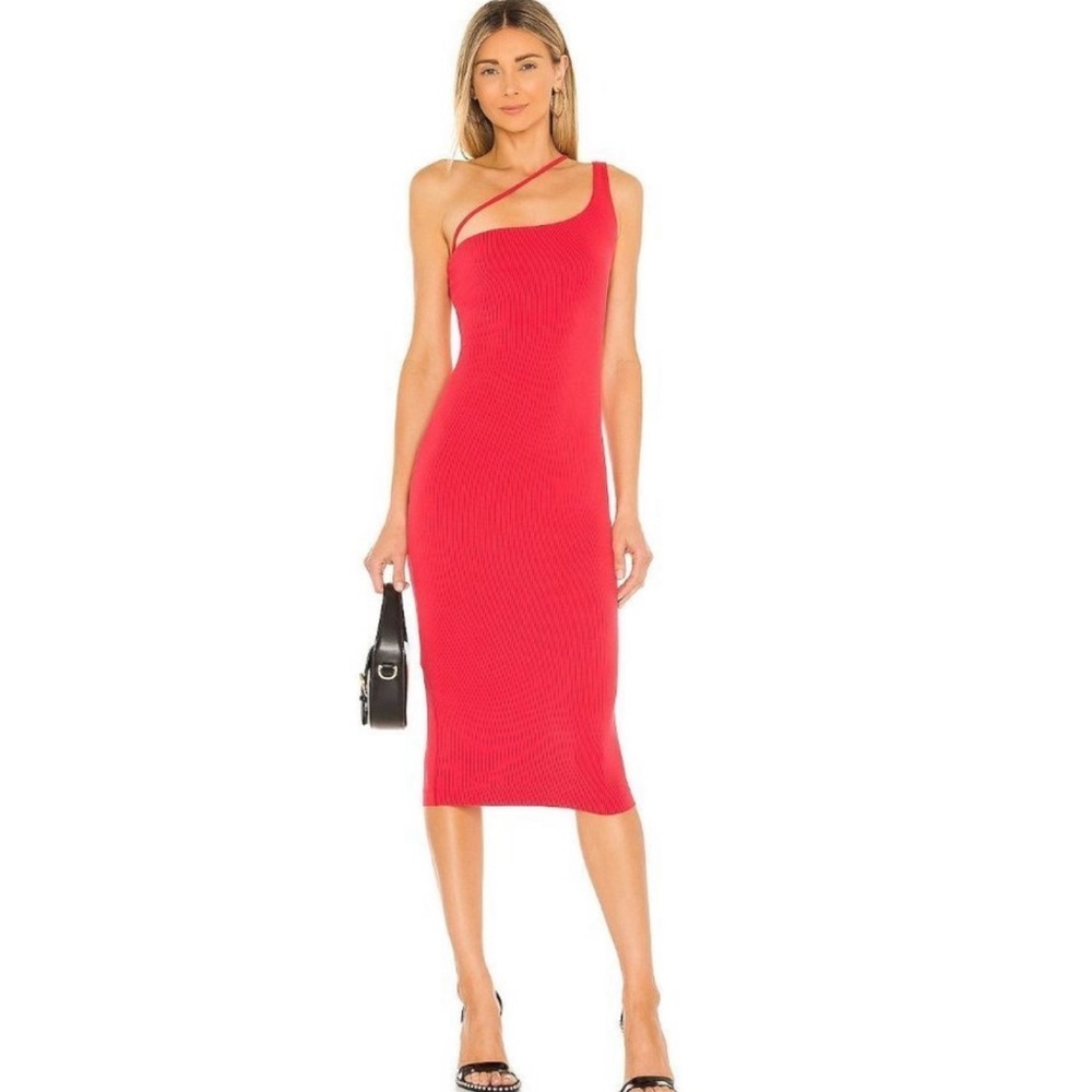 REVOLVE H:OURS Niall Midi Dress in Two Tone Red Ribbed Bodycon One Shoulder